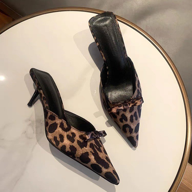 women's leopard-print pointed  - Ethnic And Fashion ulasan dan harga