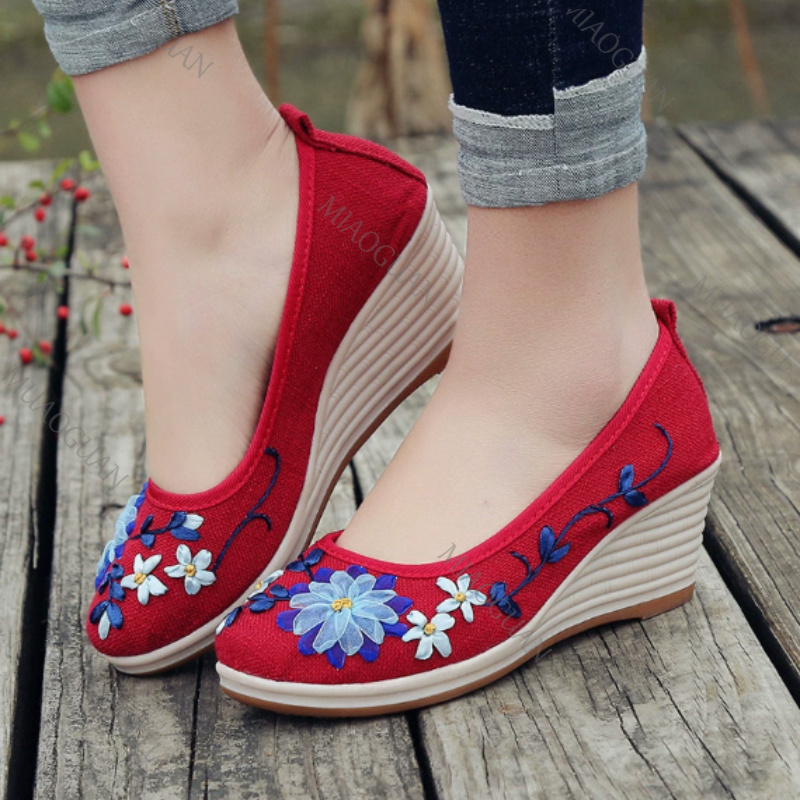Embroidered Women Comfort Wedg - Ethnic And Fashion ulasan dan harga
